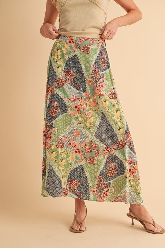 Bradyn Print Skirt See size chart under “more details” The Fashion Celestial
