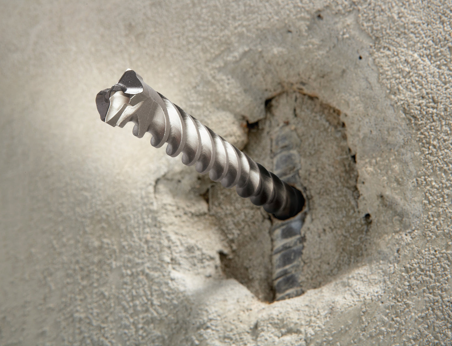 BOSCH HCFC2041CC 1/4 In. x 4 In. x 6 In. SDS-plus® Bulldog™ Xtreme Carbide Rotary Hammer Drill Bits VM Hardware