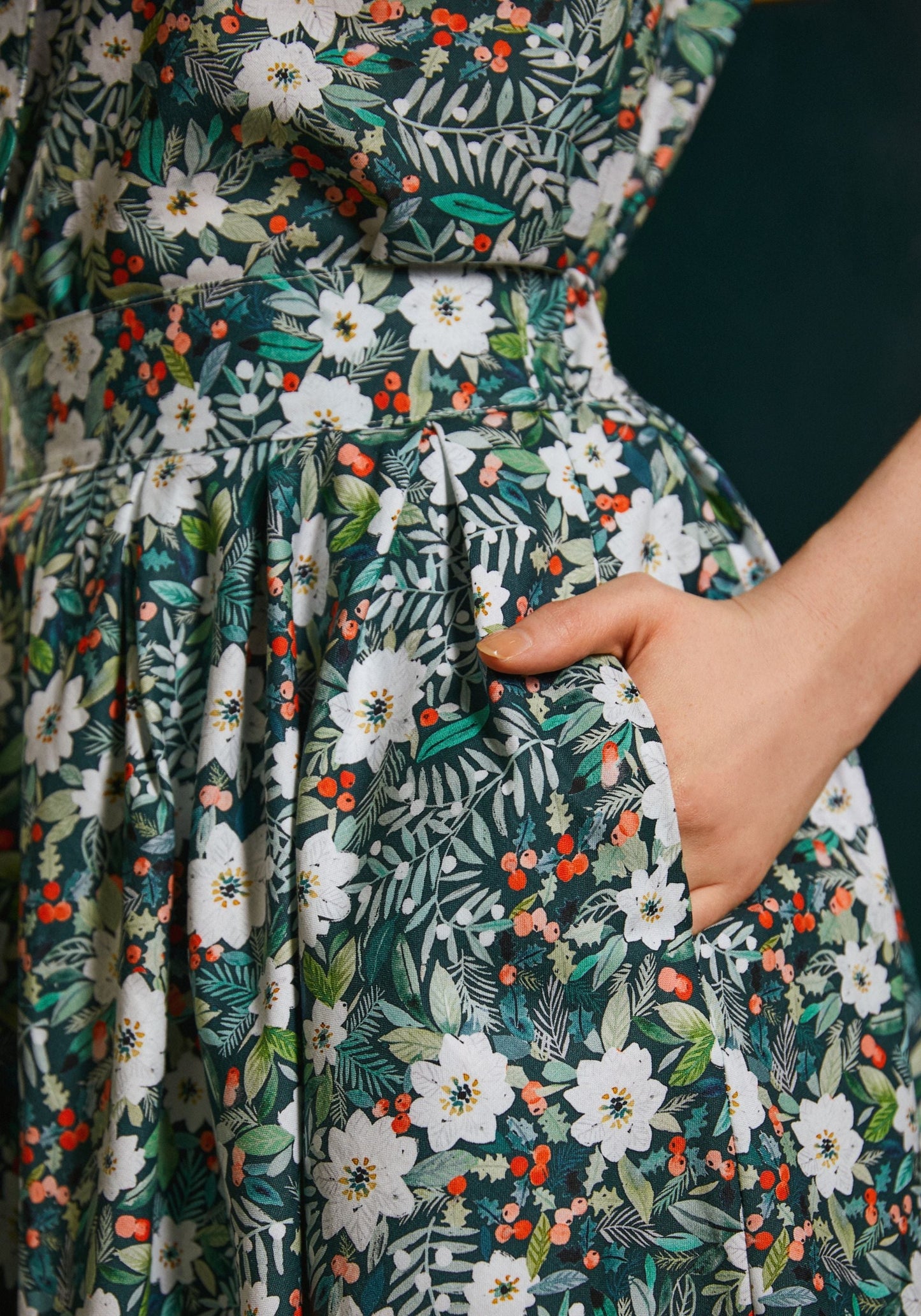 Winter Floral Doris Skirt Retrolicious