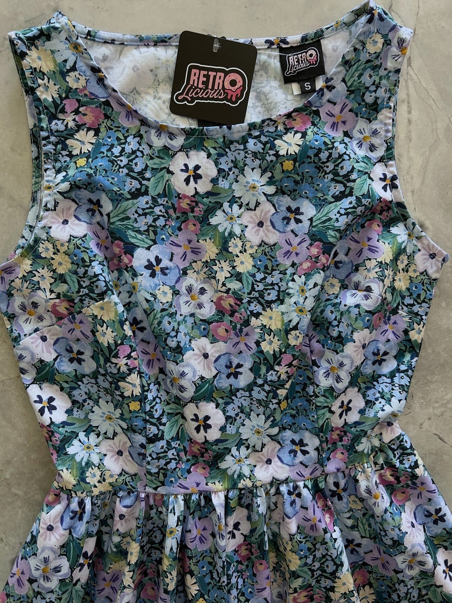 Painted Floral Vintage Dress Retrolicious