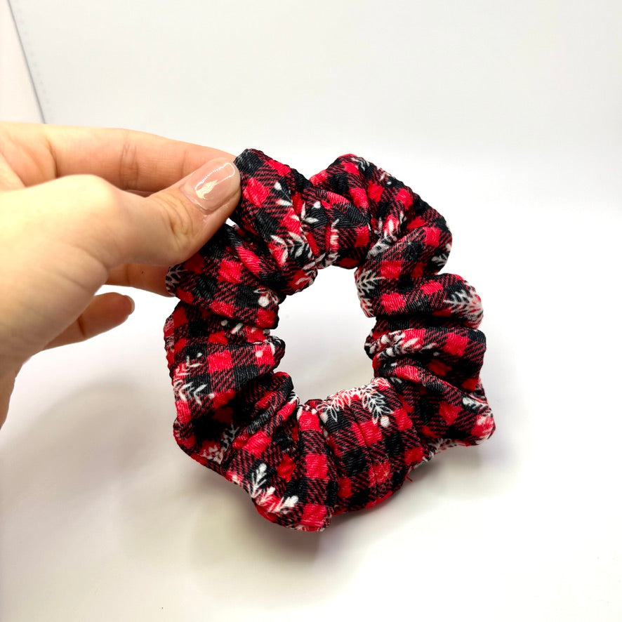 Mini Buffalo Snowflake Christmas Bullet Scrunchie Enchanted Scrunch