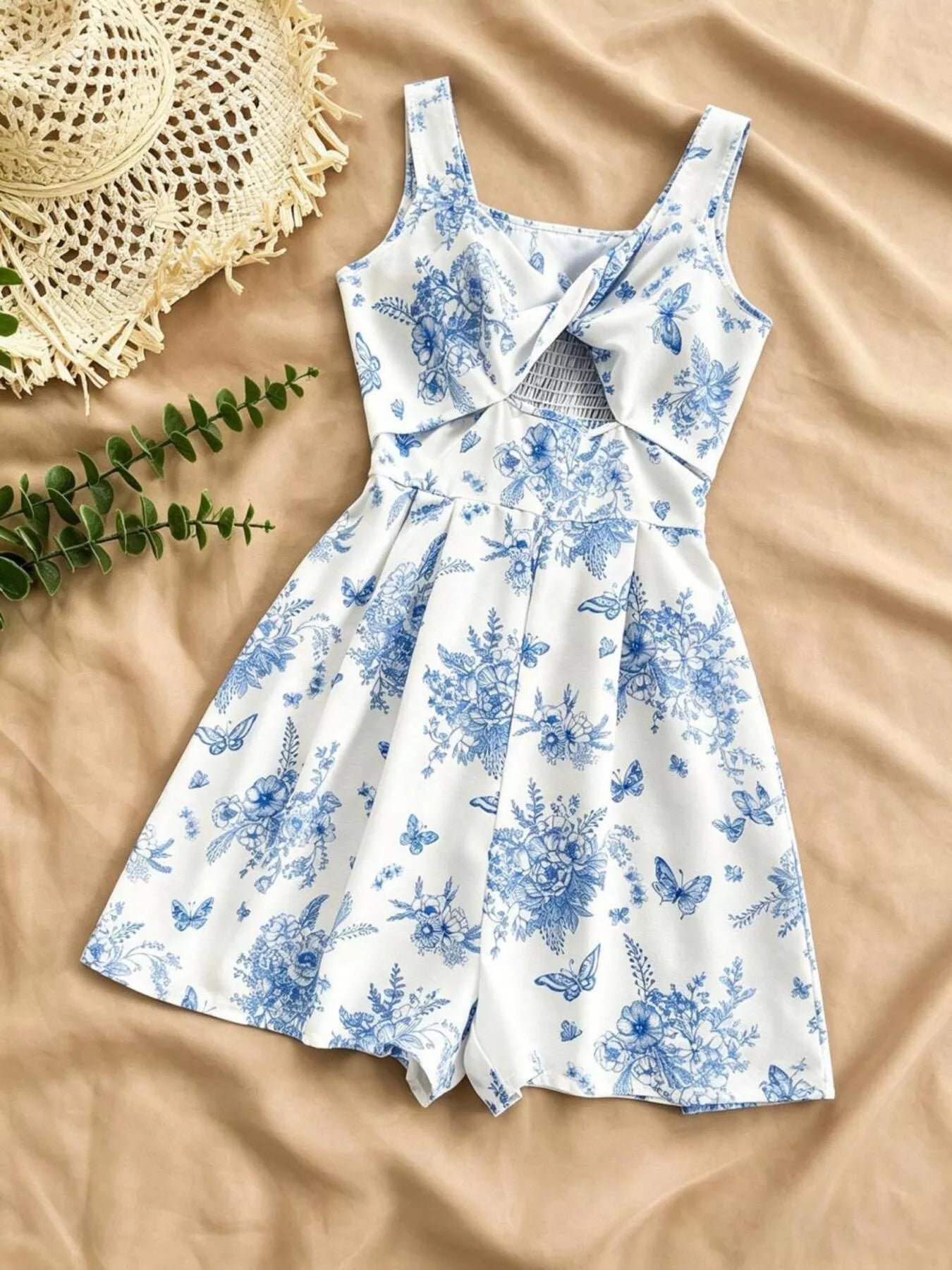 Floral Print Twist Front Cutout Romper New Era Fashion LLc