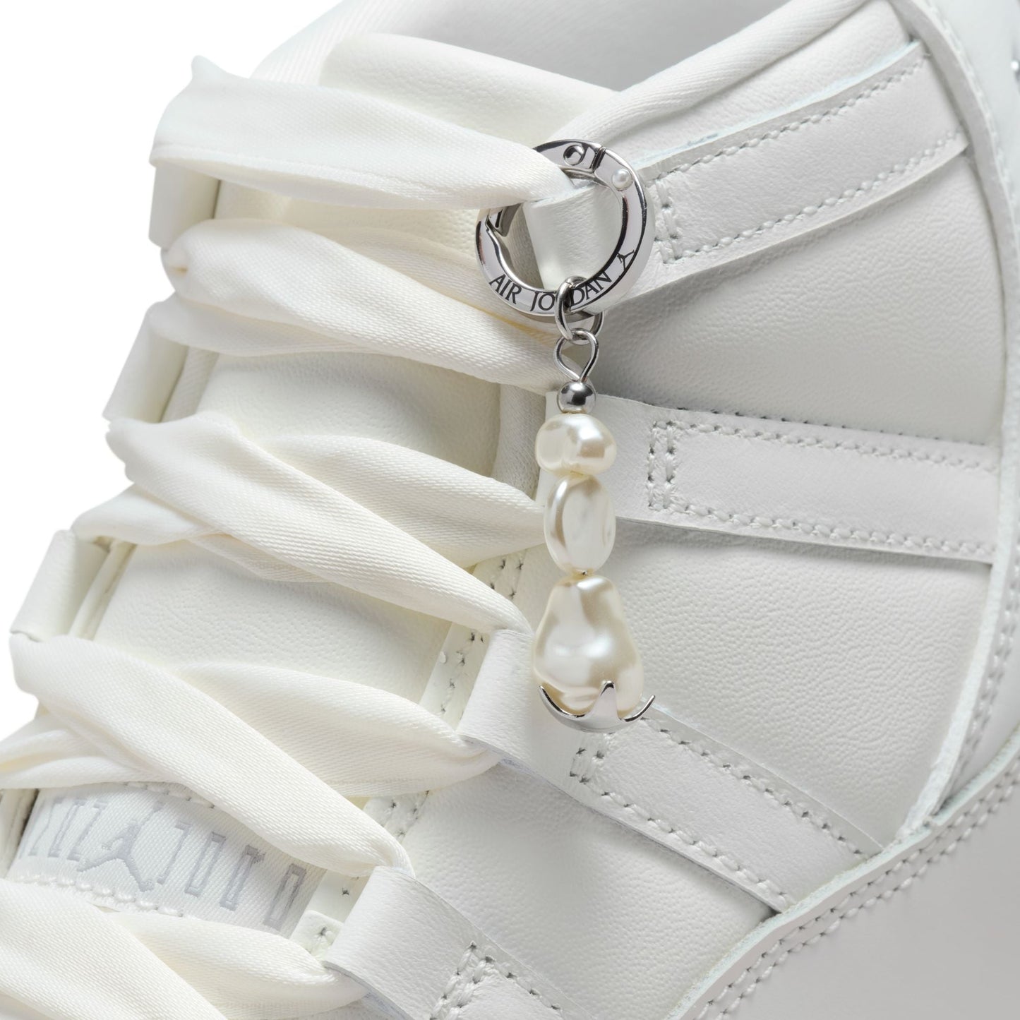 Air Jordan Womens 11 Retro - Pearl Denim Exchange