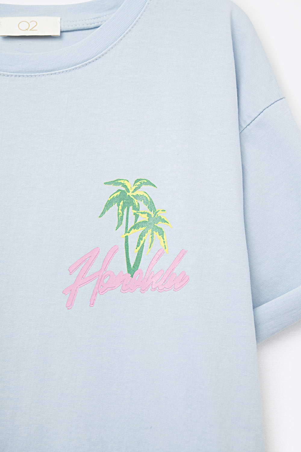 Blue t-shirt made in Italy with Honolulu graphic Q2store