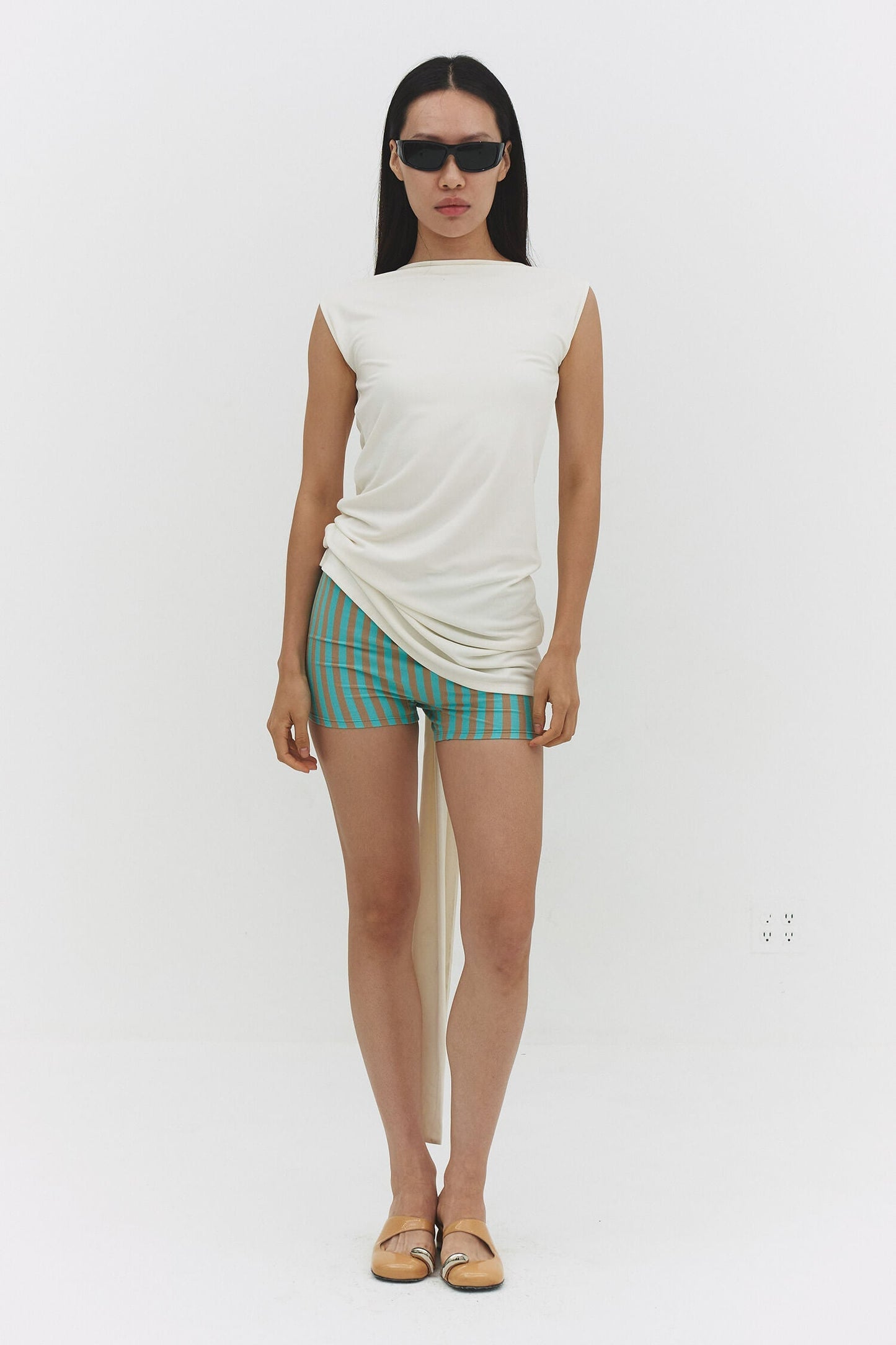 BEATRIZ DRESS IN OFF WHITE findmenowthelabel