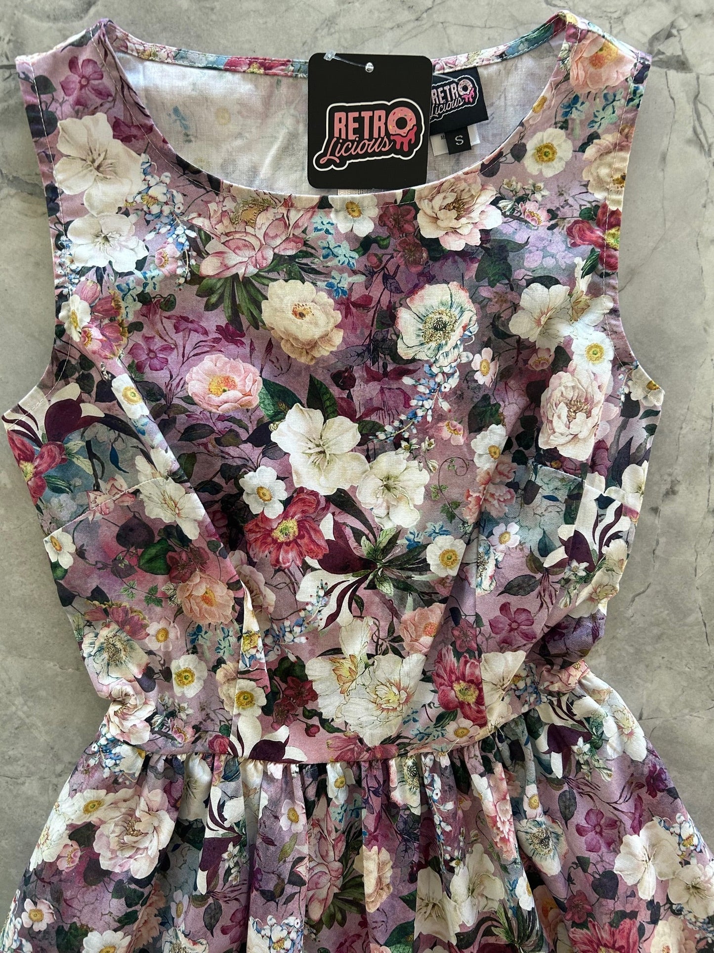 Floral Midi Dress Retrolicious
