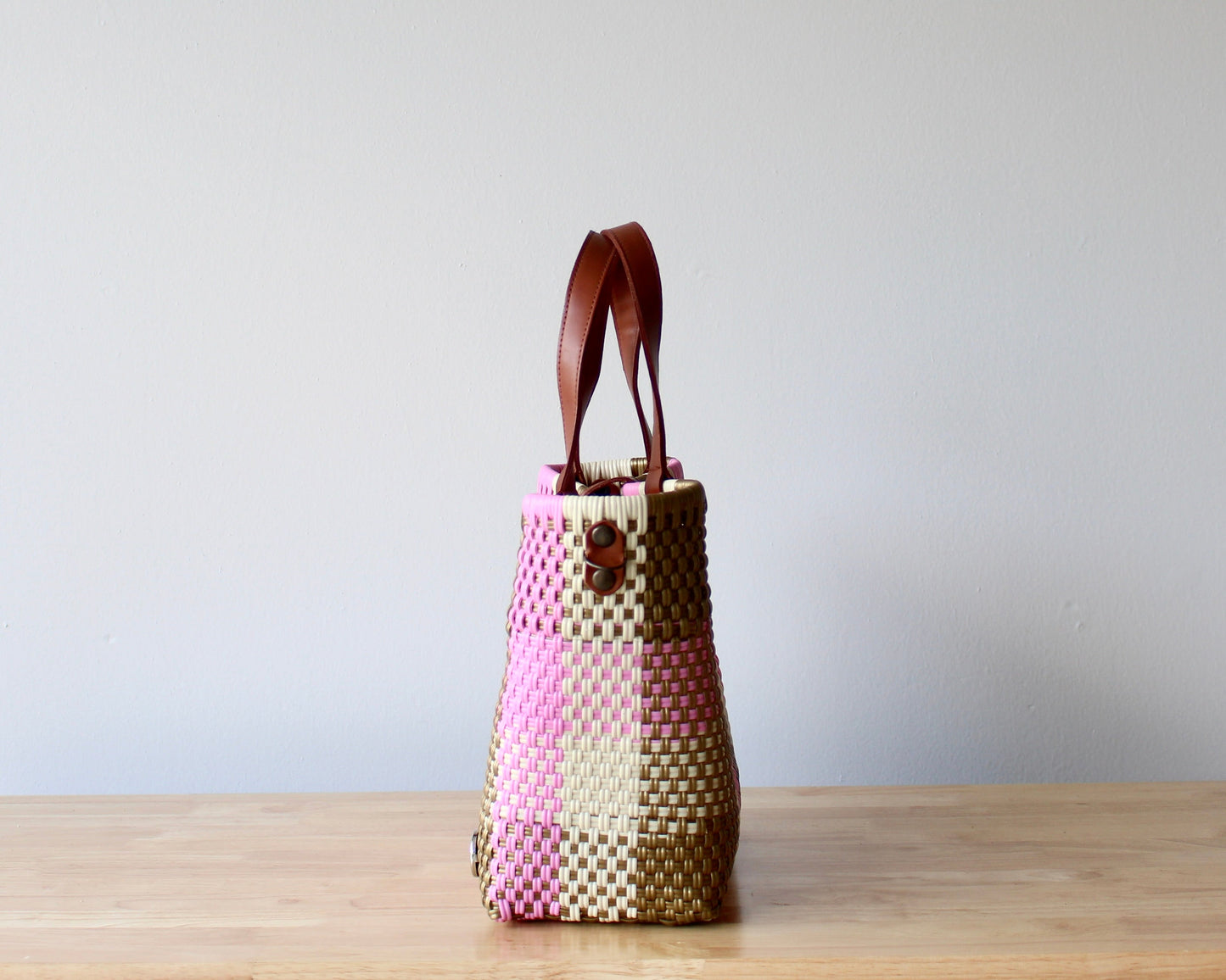 Vida Woven Purse – Pink Plaid with Gold MexiMexi