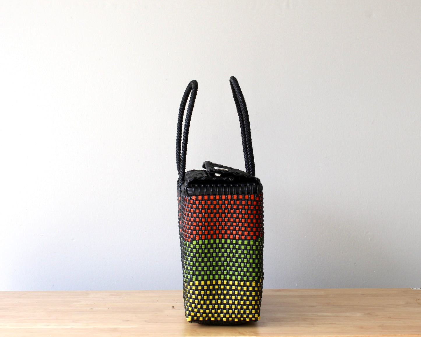 Candela Handwoven Handbag - Black & Colors MexiMexi