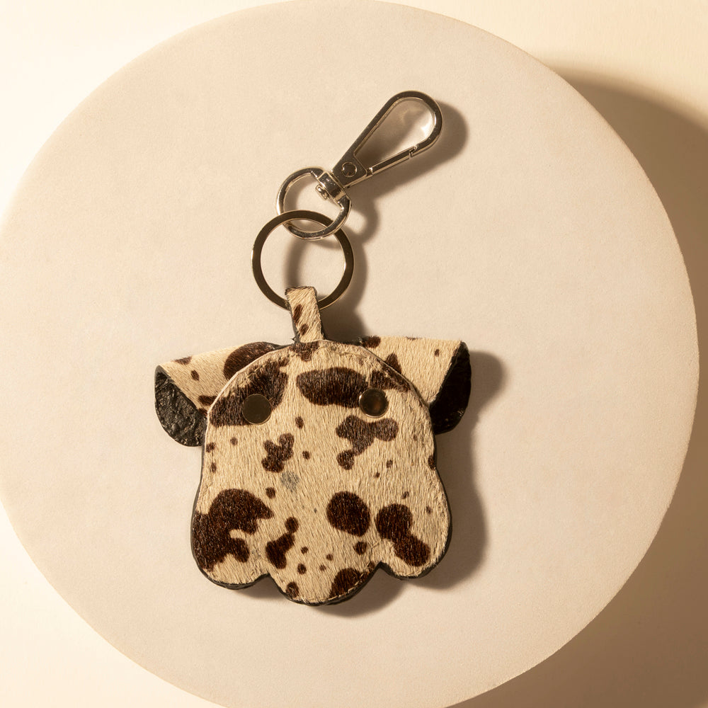 Myra Dustpaw Hide Keychain in Desert Hide Mix Myra USA