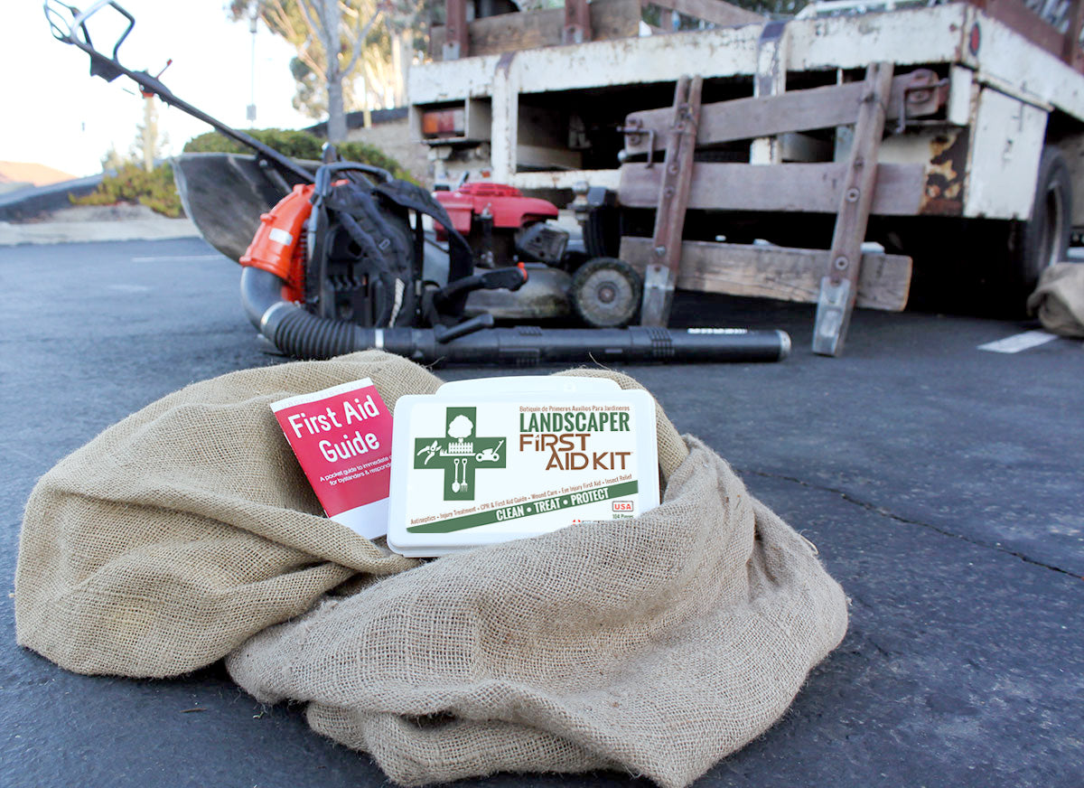 Landscaper's First Aid Kit - 10 Unit - 103 Piece - Plastic Case quakekits.com