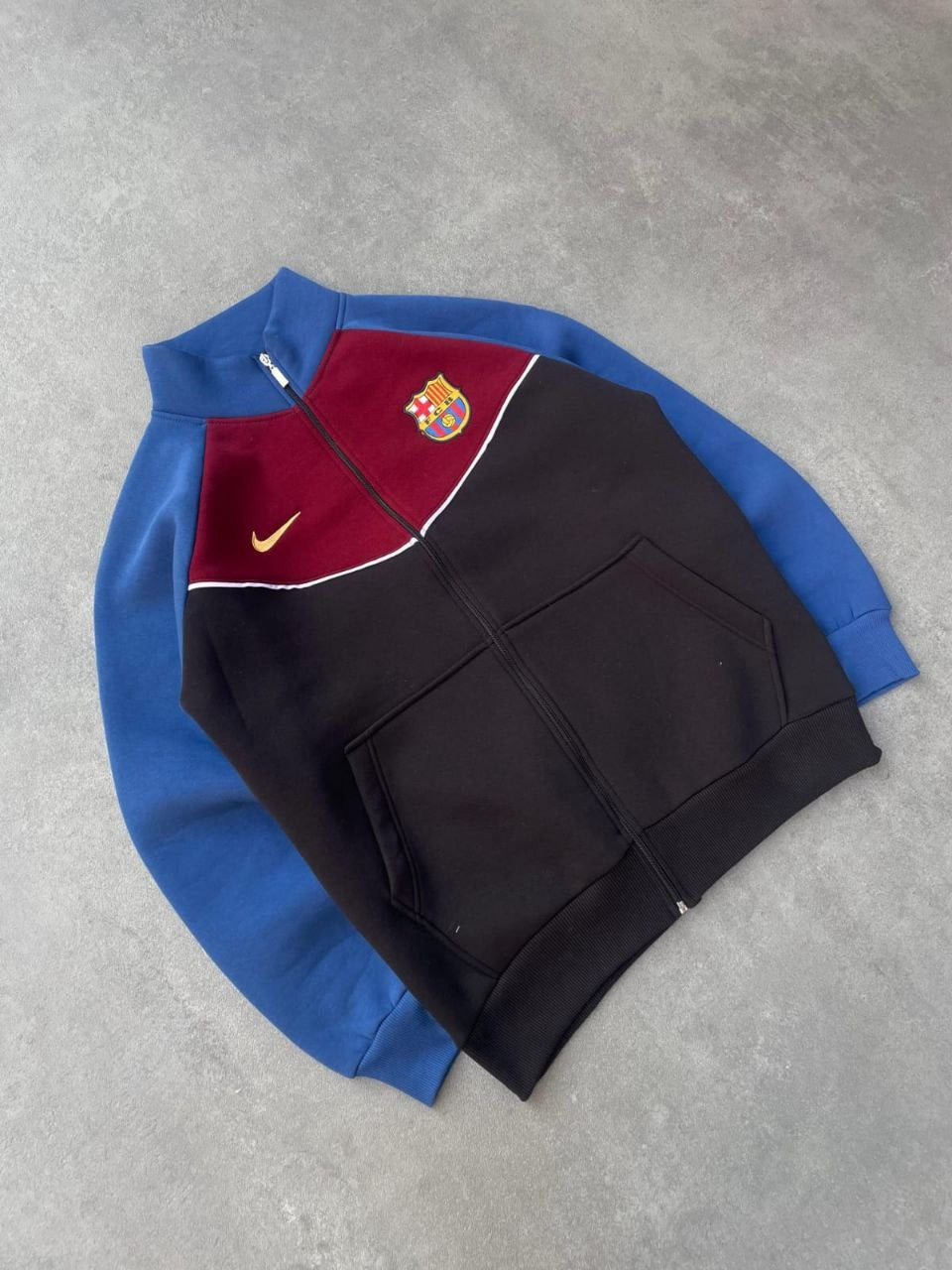 Unisex Zip Sweatshirt with Brushed Barcelona Style Withinblack