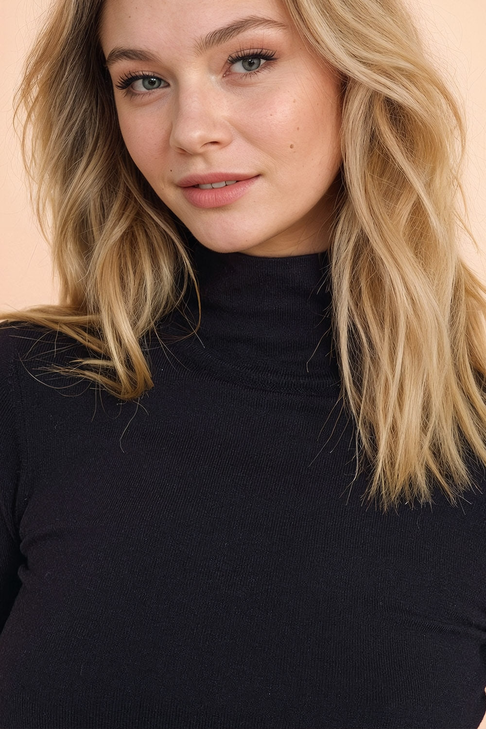 Basic black fine knit bodycon sweater Q2store