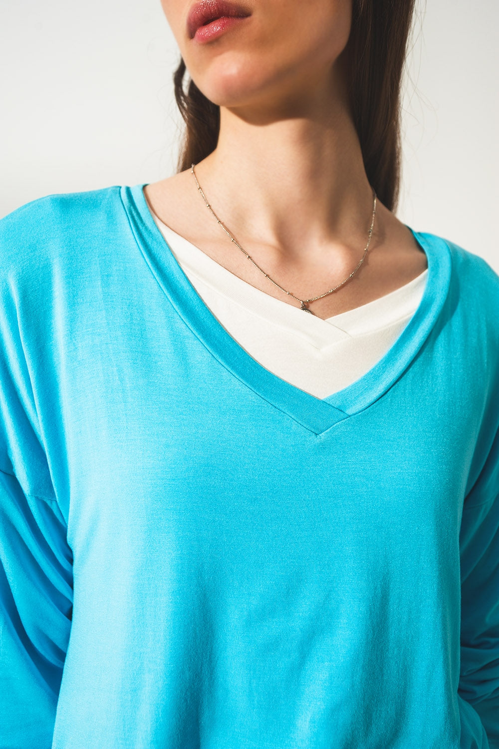 Blue long sleeve v neck top in modal Q2store