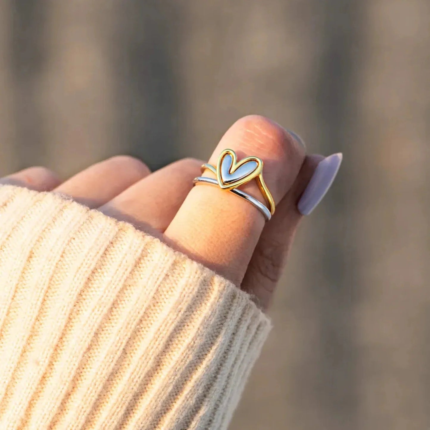Vera Heart Ring Ivory Embers