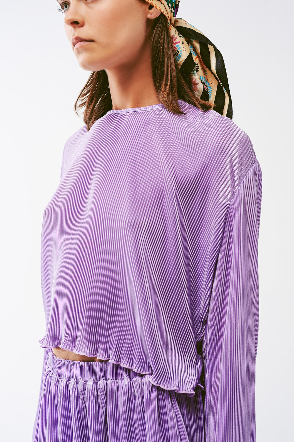Pleated Round Neck Crop Top in lilac Q2store