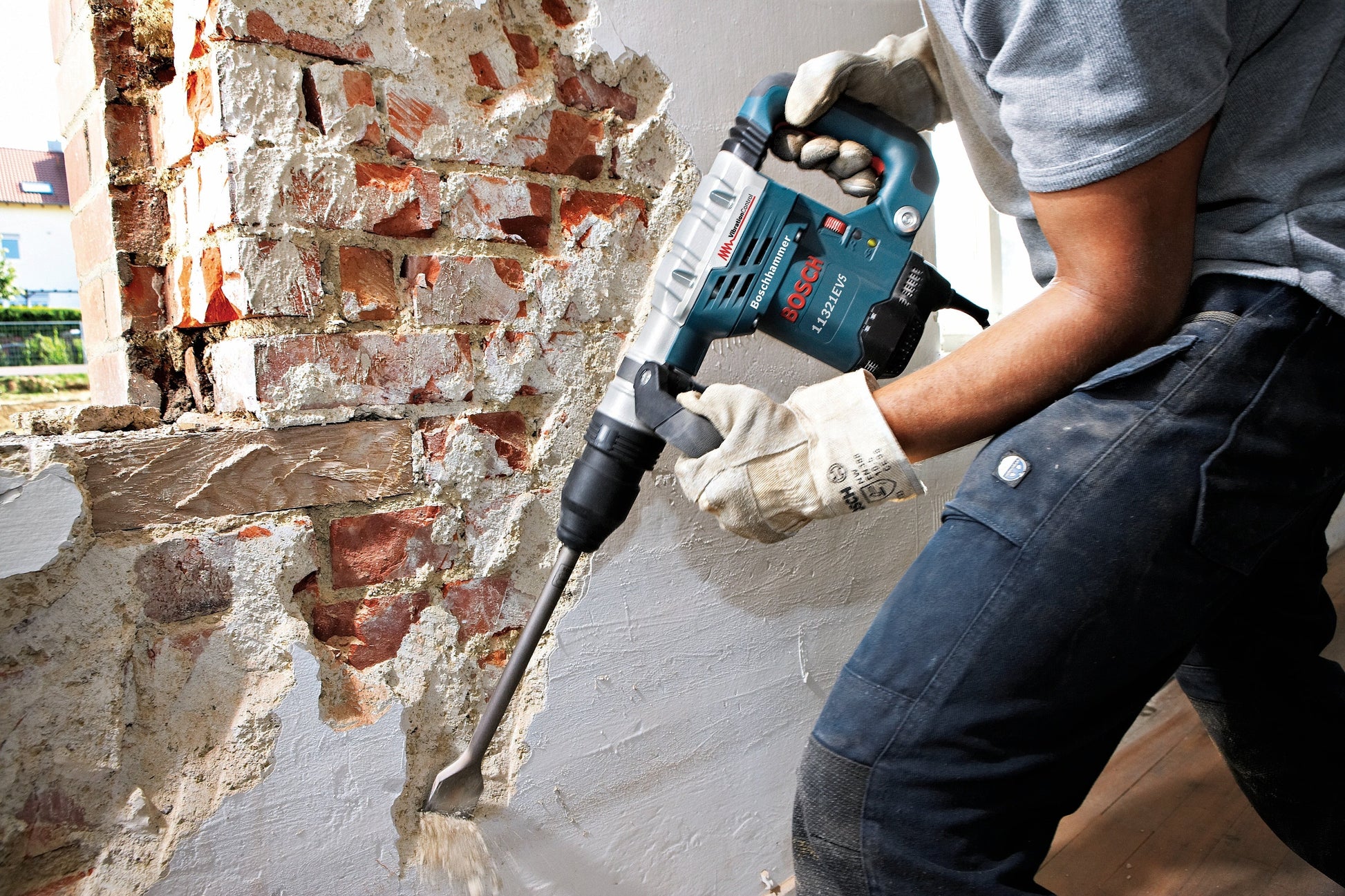 BOSCH 11321EVS 13 Amp SDS-max® Demolition Hammer VM Hardware