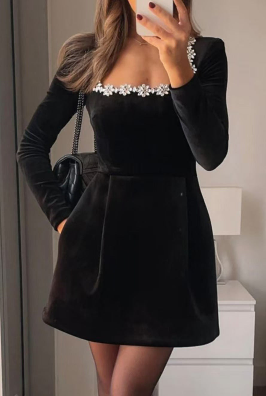 Elegant Square Neck Long-Sleeved Dress With Flowers Rhinestone Design FitiqueFit