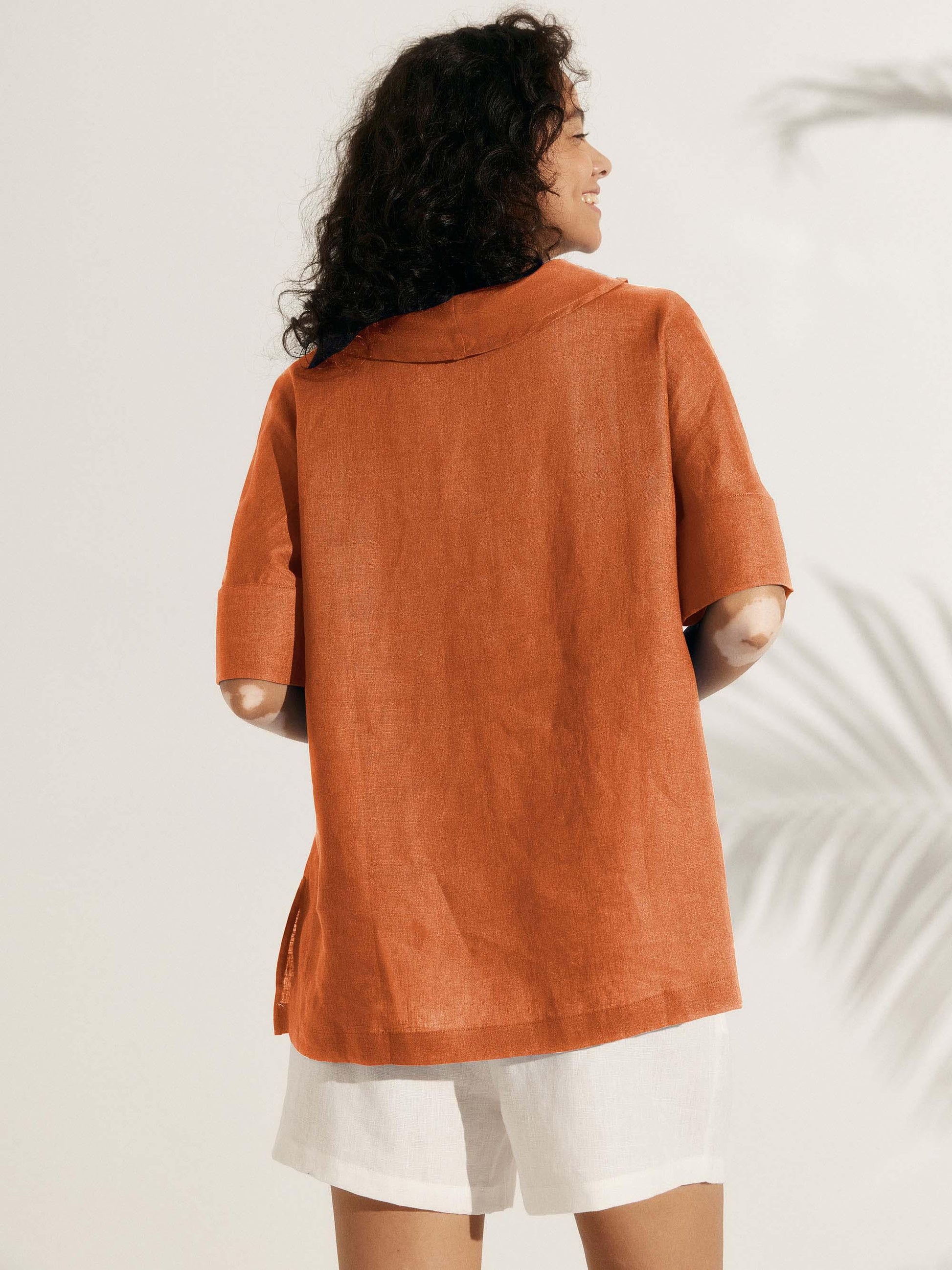 Linen V Neck Short Sleeve Shirt SIERRA LINTICO