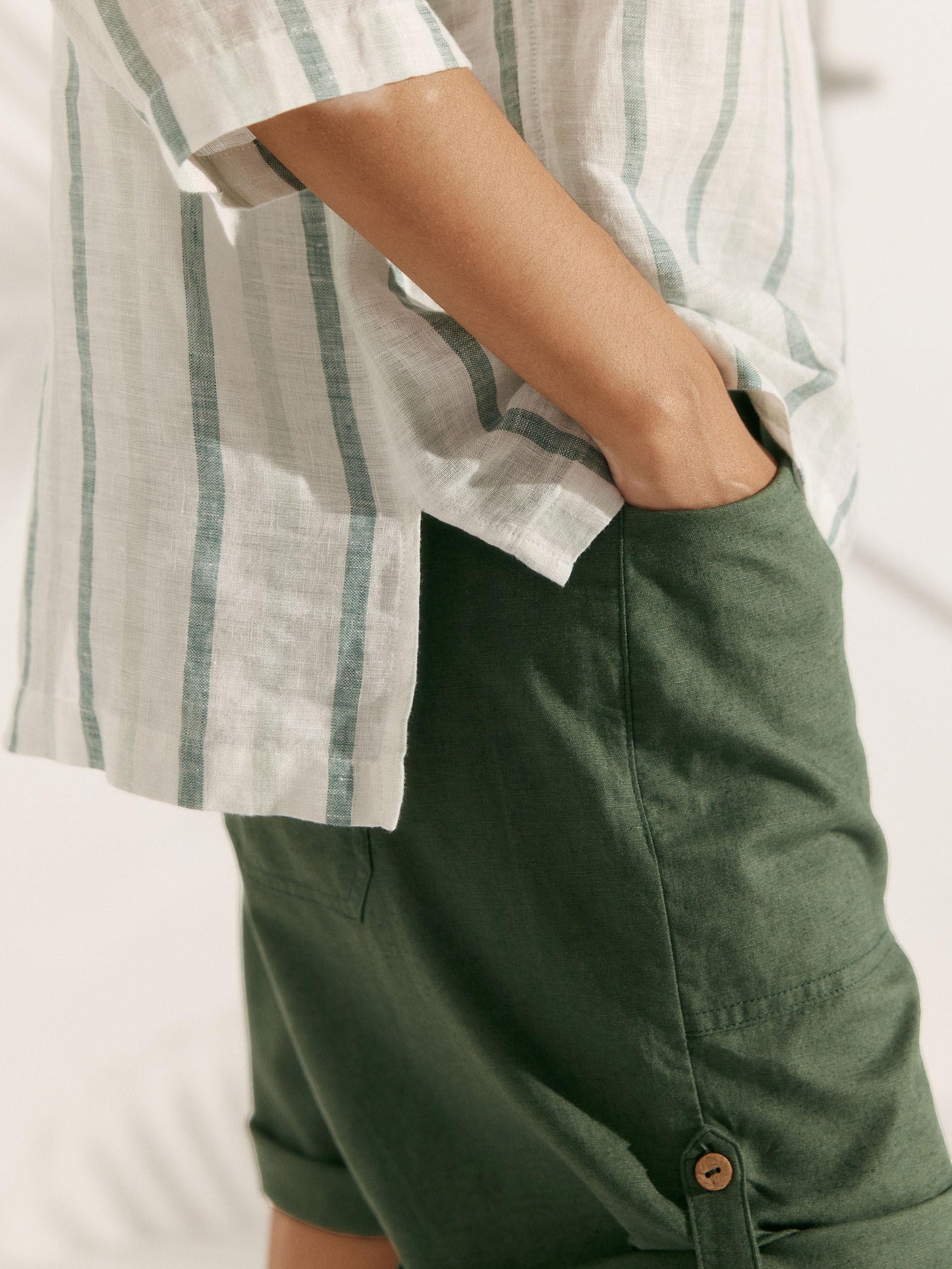 100% Linen Stripe Shawl V-Neck Half Sleeve Top JADE LINTICO