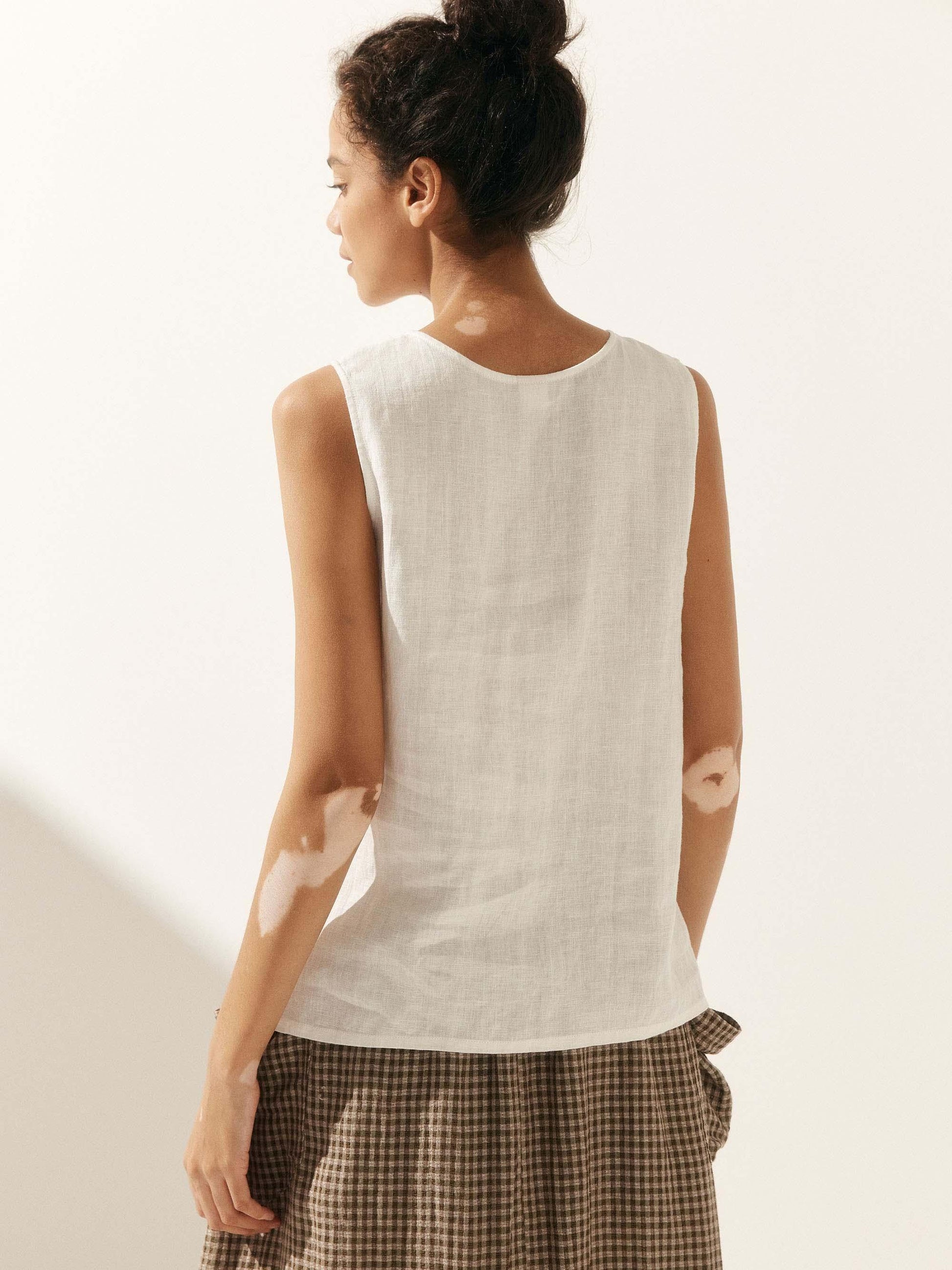 100% Linen Buttons Down Tank Top ERIN LINTICO