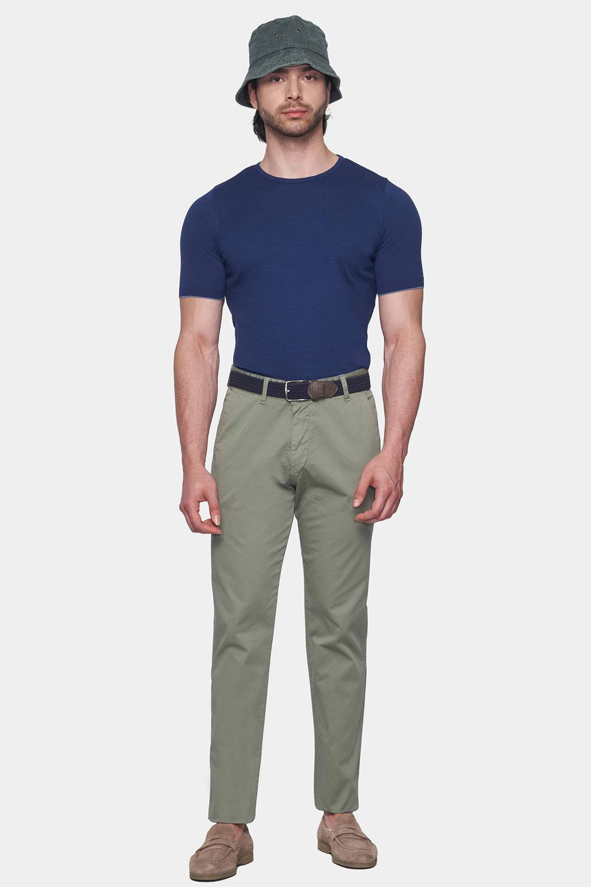 The Timeless Chino (Olive) Bright Moons