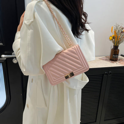 Fashionable Western-style Minimalist Casual Single-shoulder Crossbody Bag See size chart under “more details” The Fashion Celestial
