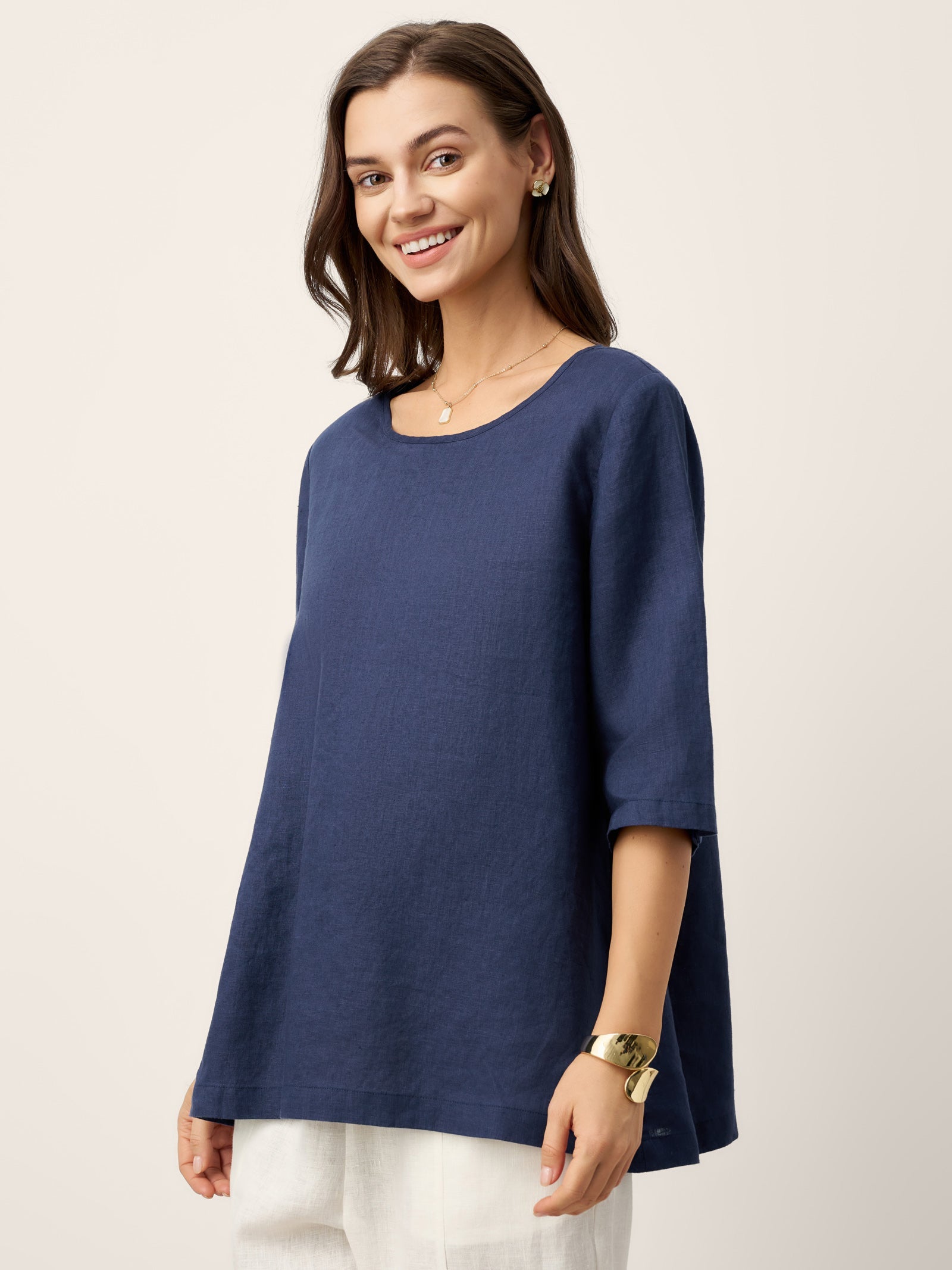 100% Linen Relaxed Back Button Top with Tab Sleeves SYLVANA LINTICO