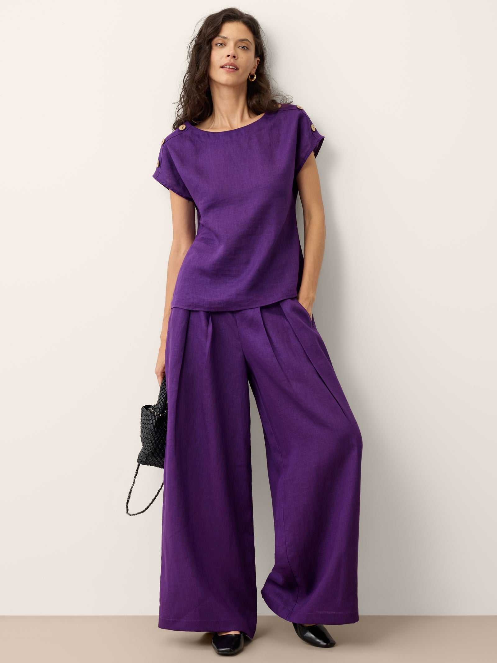 100% Linen Round Neck Button Detail Top ISABELLE LINTICO