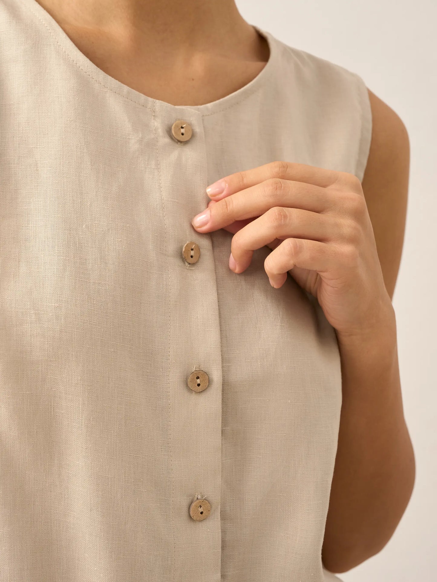 100% Linen Buttons Down Tank Top ERIN LINTICO