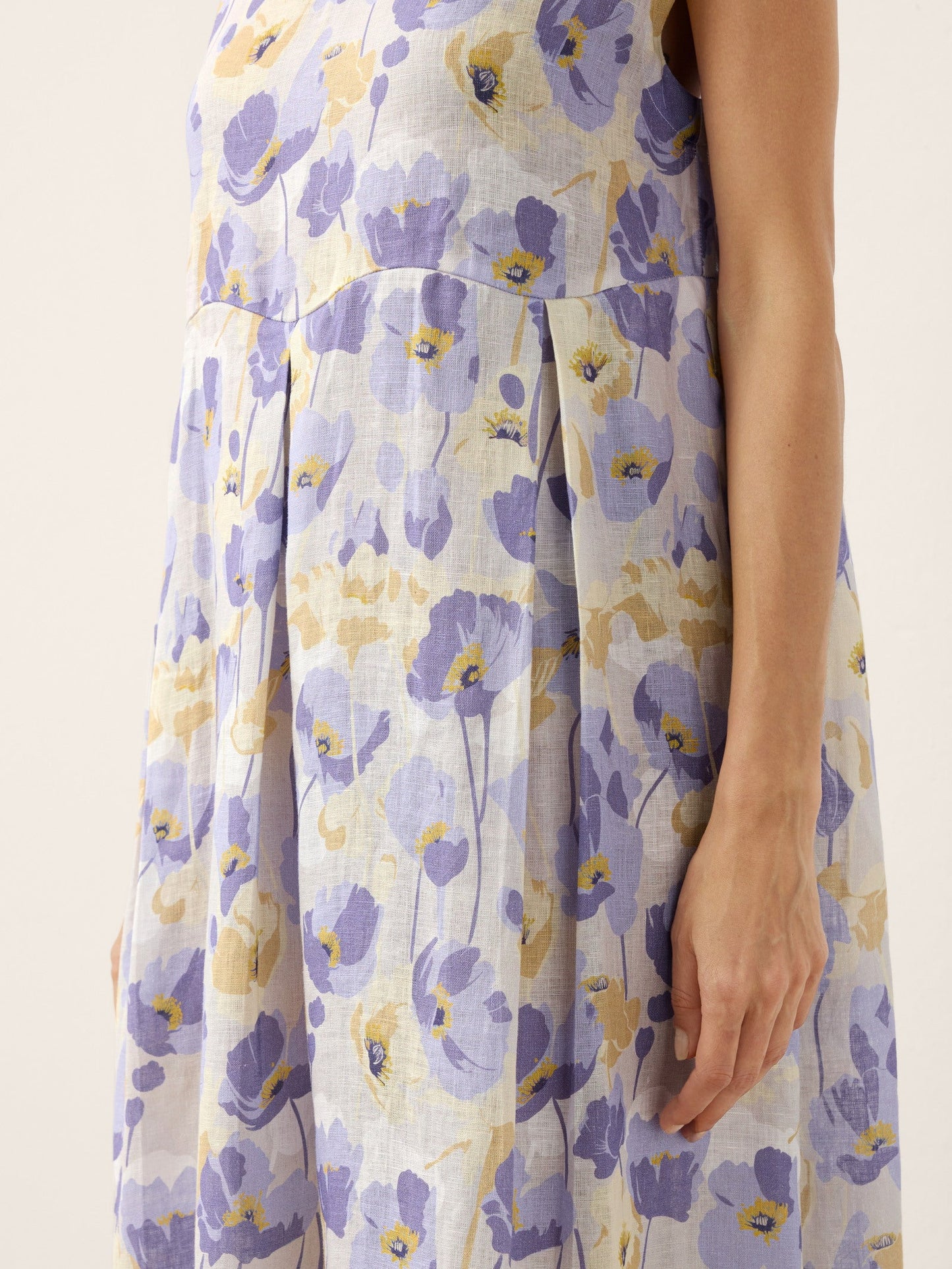 100% Linen Carnation Print Scalloped Waist Maxi Dress HARRIET LINTICO