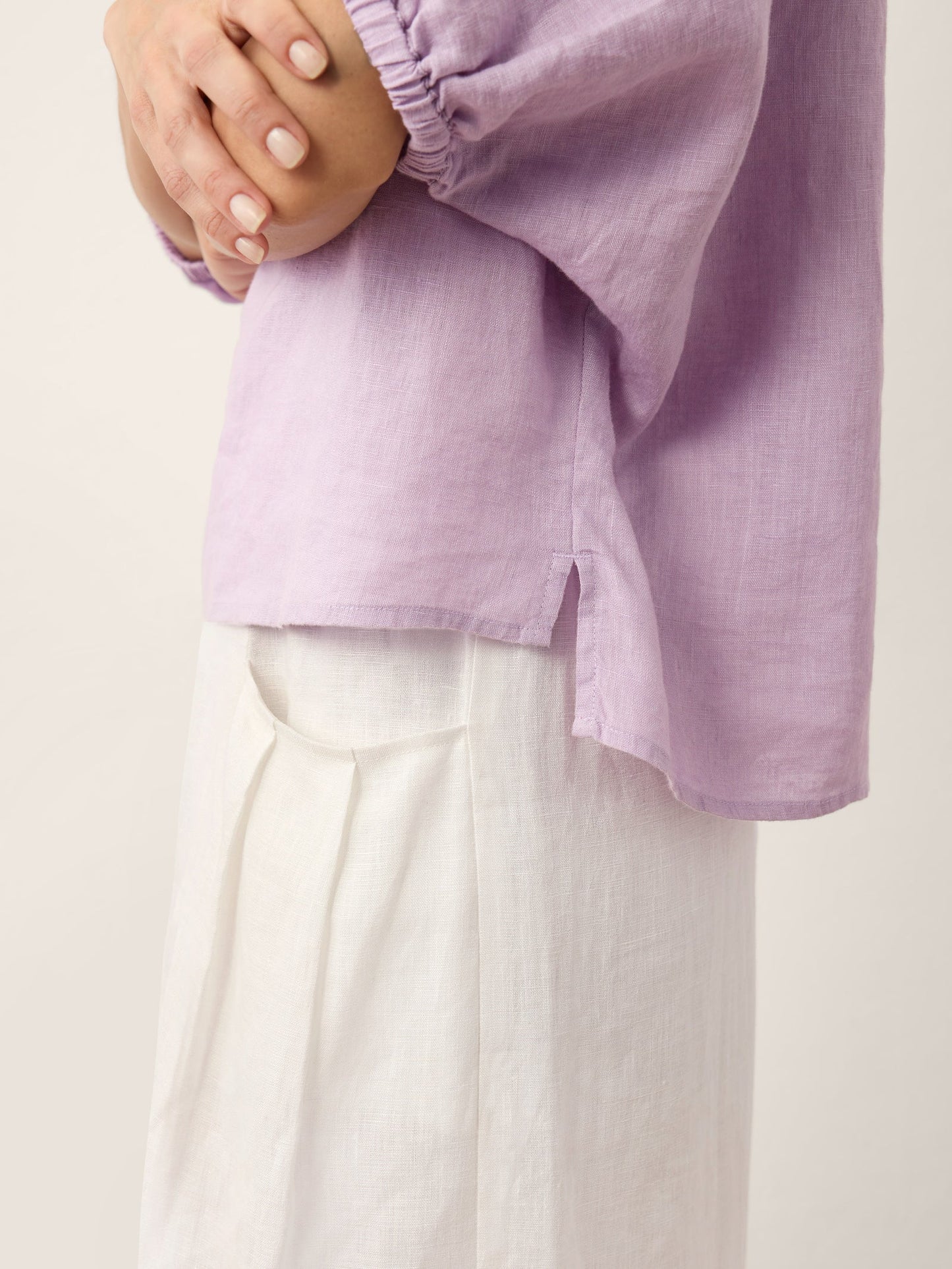 100% Linen Lace Inset Sculpted Cuff Top QUILLA LINTICO