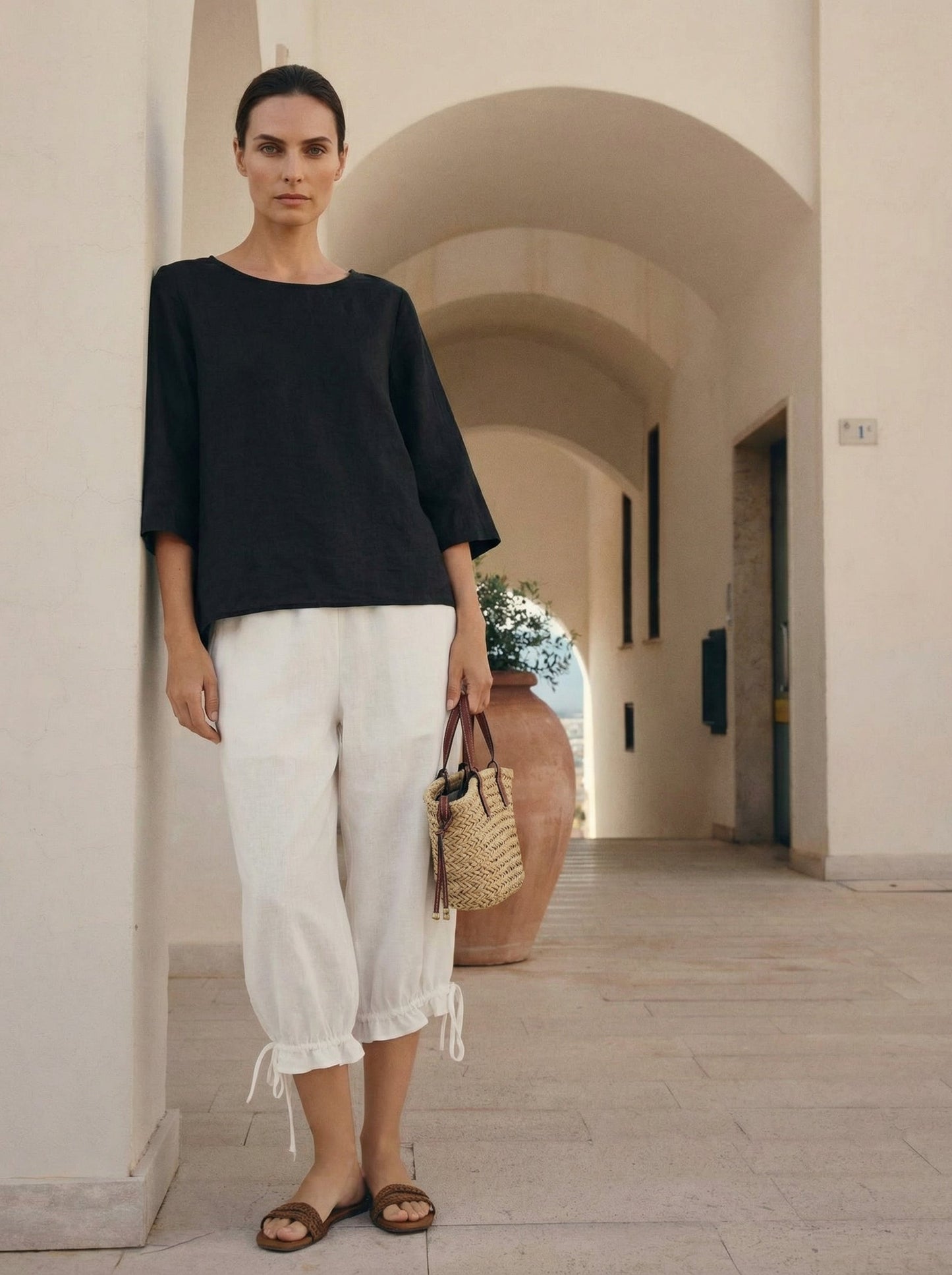 100% Linen Round Neck Asymmetrical Hem Top BRIANNA LINTICO