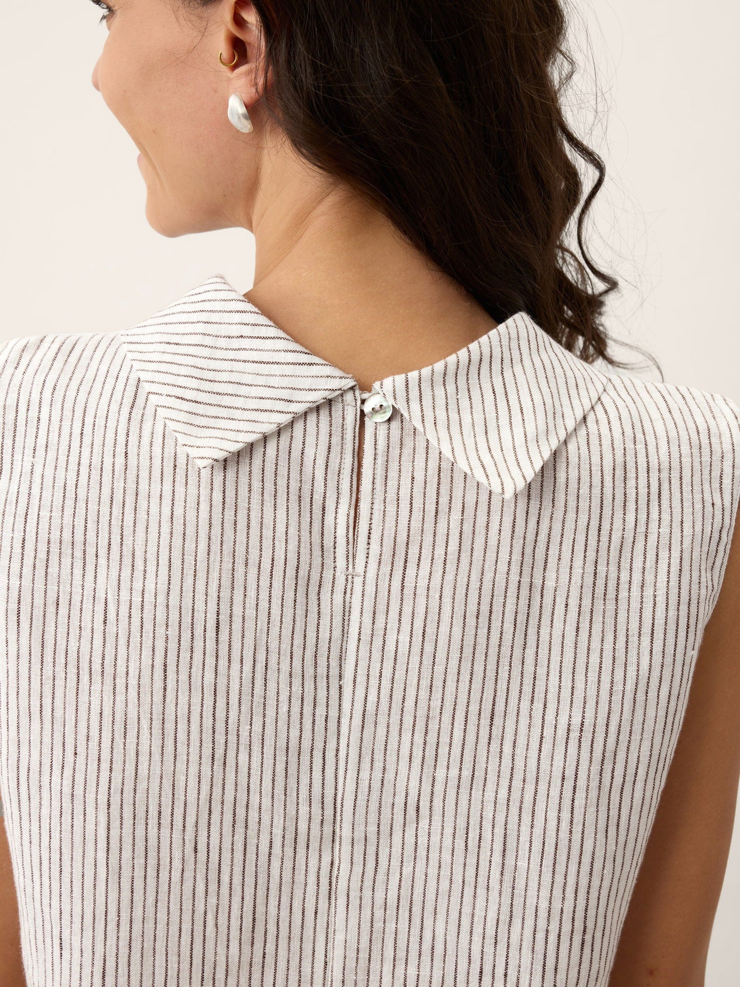 100% Linen Striped Diagonal Pleat Mock Neck Top ESTHER LINTICO