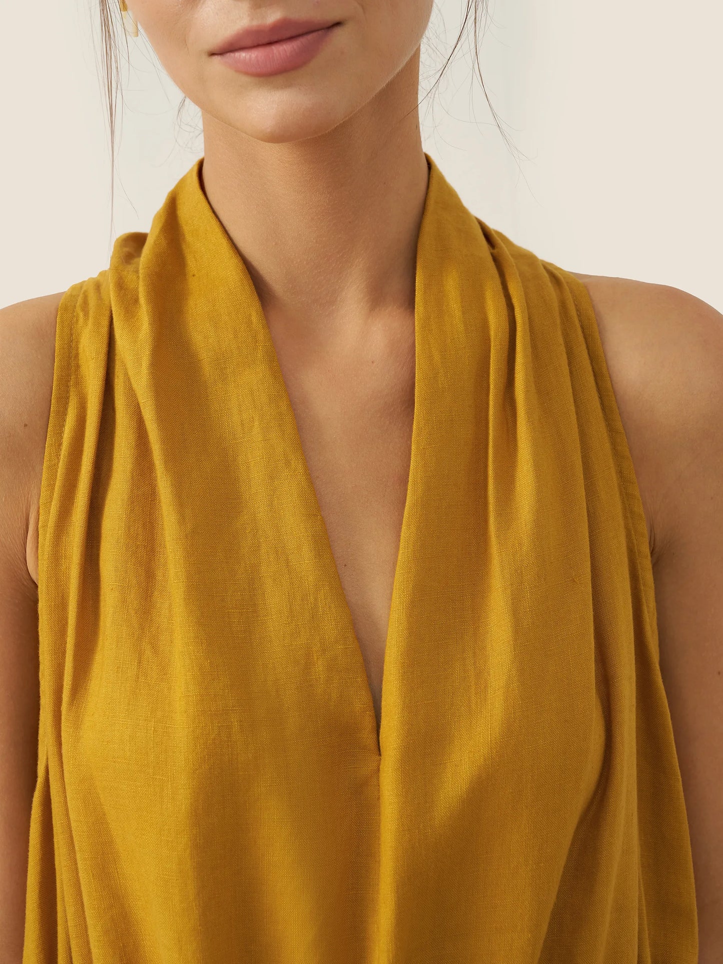 100% Linen V-Neck Halter Maxi Dress BETH LINTICO
