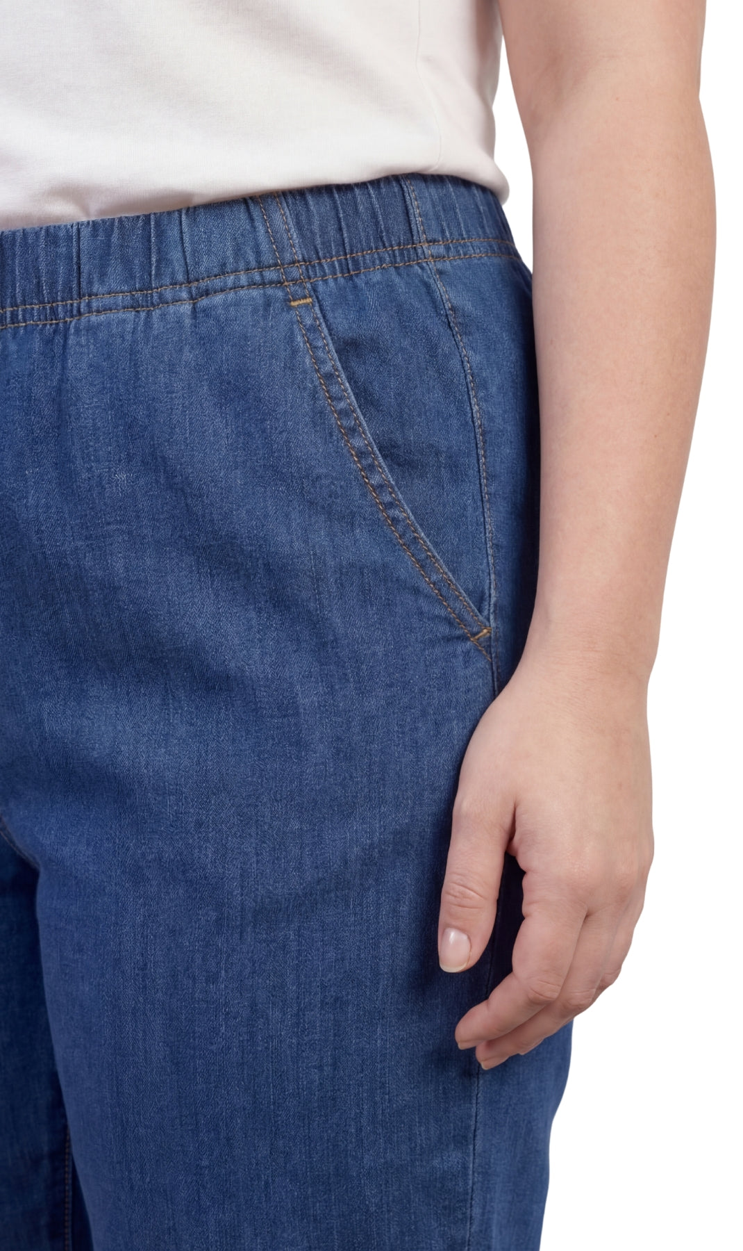 Women's Lightweight Pull-On Denim Jeans with Elastic Waist – Relaxed Fit Stretch Jeans for Casual Everyday Wear TURTLE BAY APPAREL