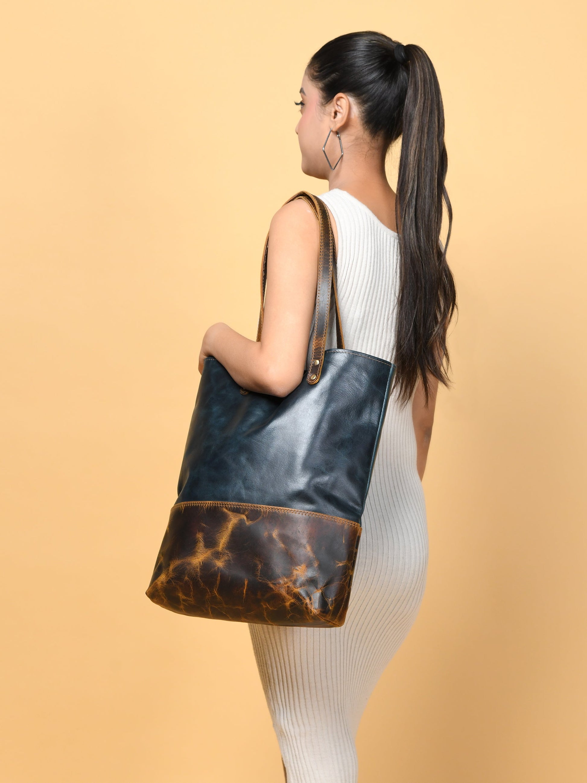 Green Women's Leather Tote Classy Leather Bags
