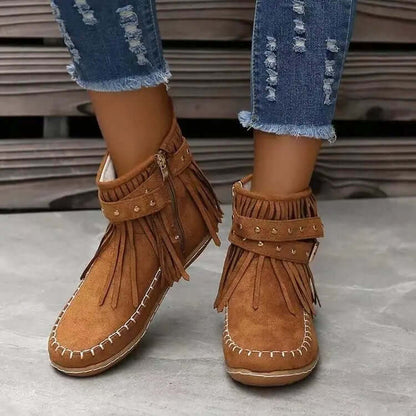 Trendy Women's Winter Ankle Boots with Rivet Tassel Detail SnagBag