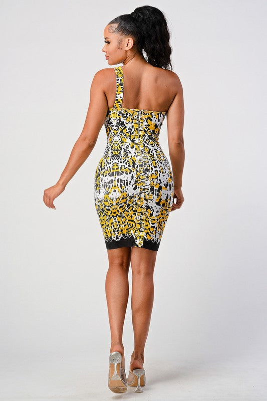 ANIMAL PRINTED BANDAGE DRESS See size chart under “more details” The Fashion Celestial