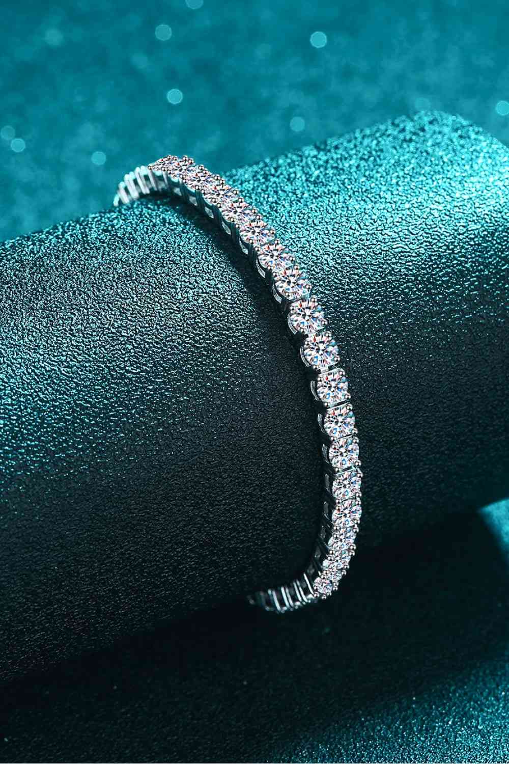 Moissanite Elegance Bracelet – Minimalist Design with 4.9 Carats of Sparkle See size chart under “more details” The Fashion Celestial