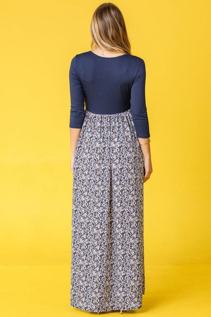 Ditsy Floral Maxi Dress See size chart under “more details” The Fashion Celestial