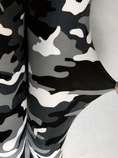 Camouflage Gray-Green Women's Casual Leggings, Cropped Length NovaCart