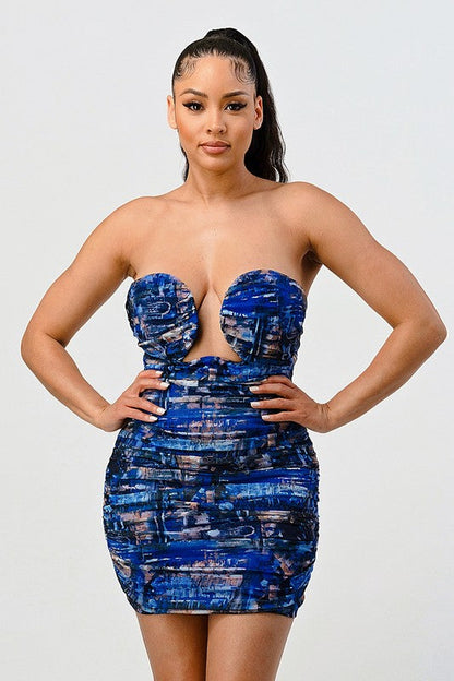 DEEP OCEAN PRINT MINI BODYCON DRESS See size chart under “more details” The Fashion Celestial
