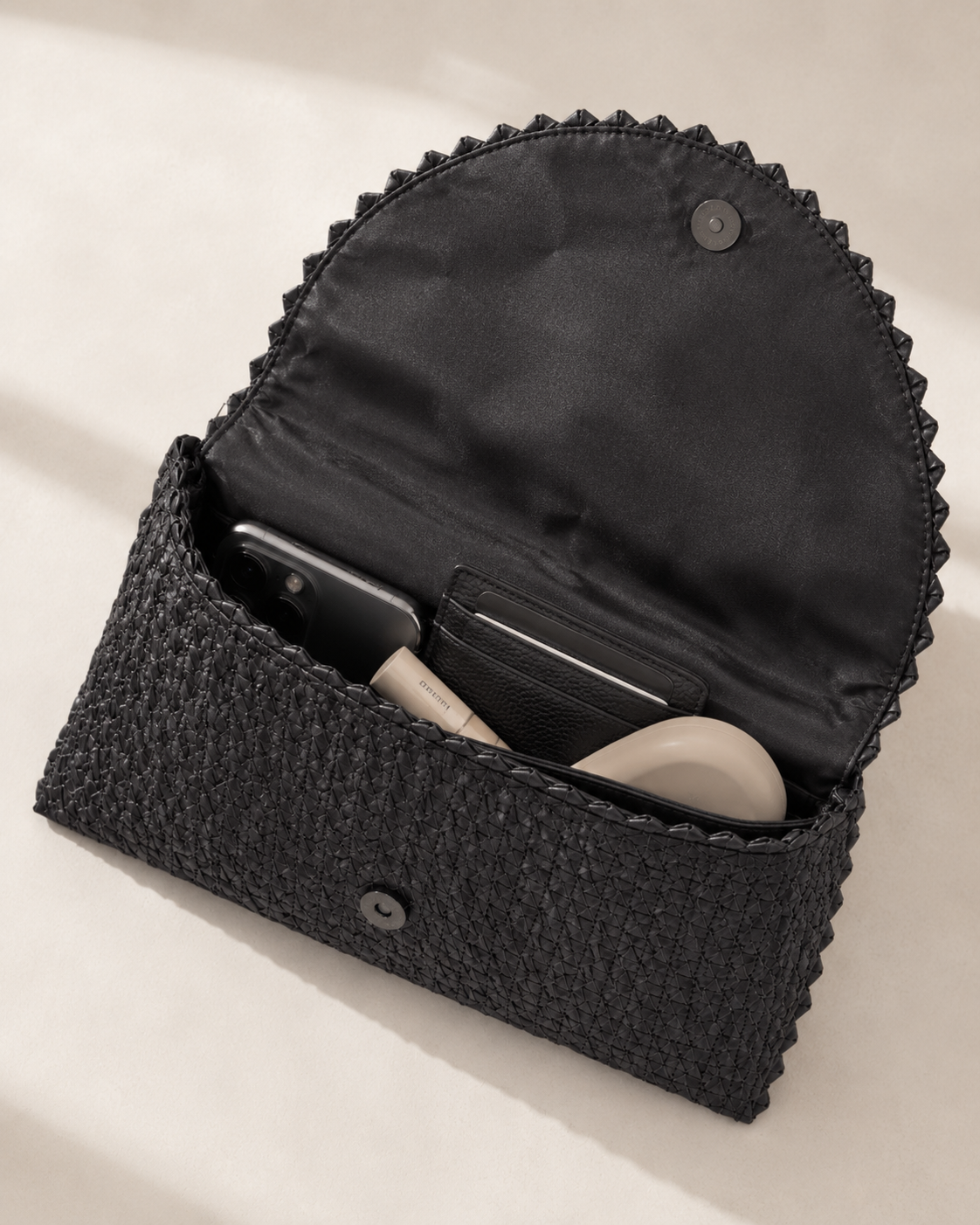 Rattan Clutch Village Thrive
