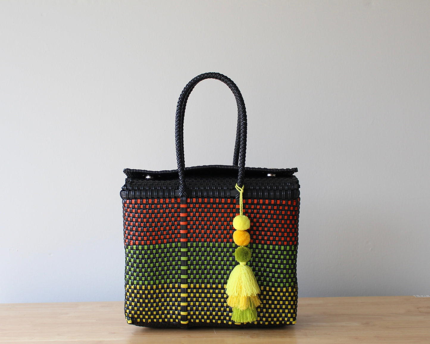 Candela Handwoven Handbag - Black & Colors MexiMexi