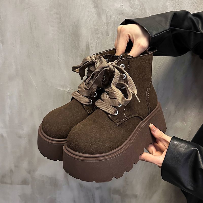 Women’s Chunky Sole Lace-Up Boots – Vintage Style FitiqueFit