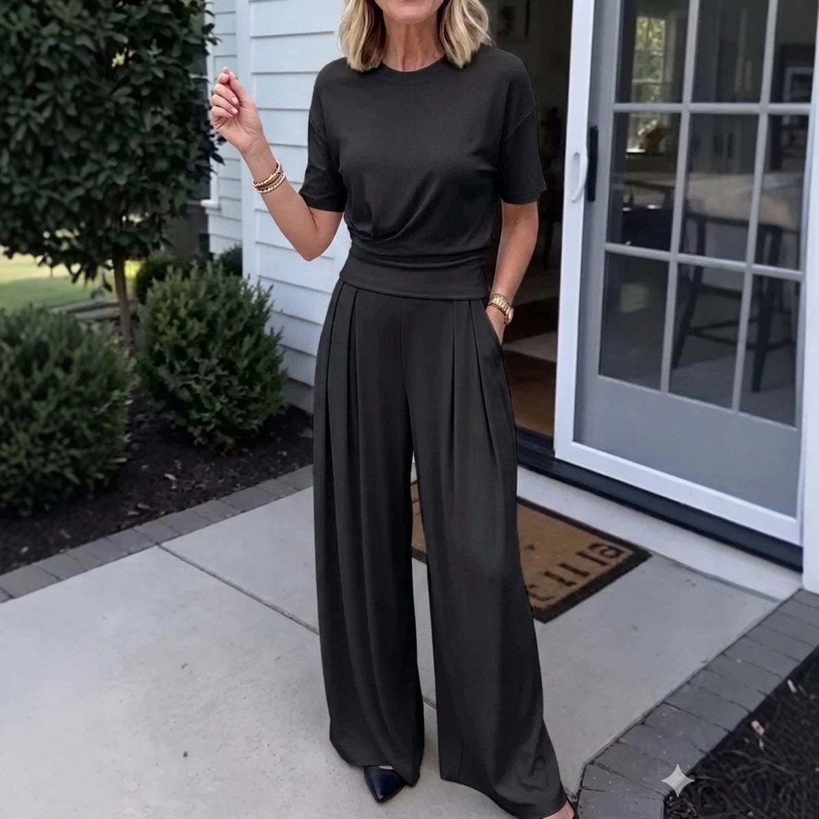 Women's Loose Crew-Neck T-Shirt & Wide-Leg Pants Two-Piece Set FitiqueFit
