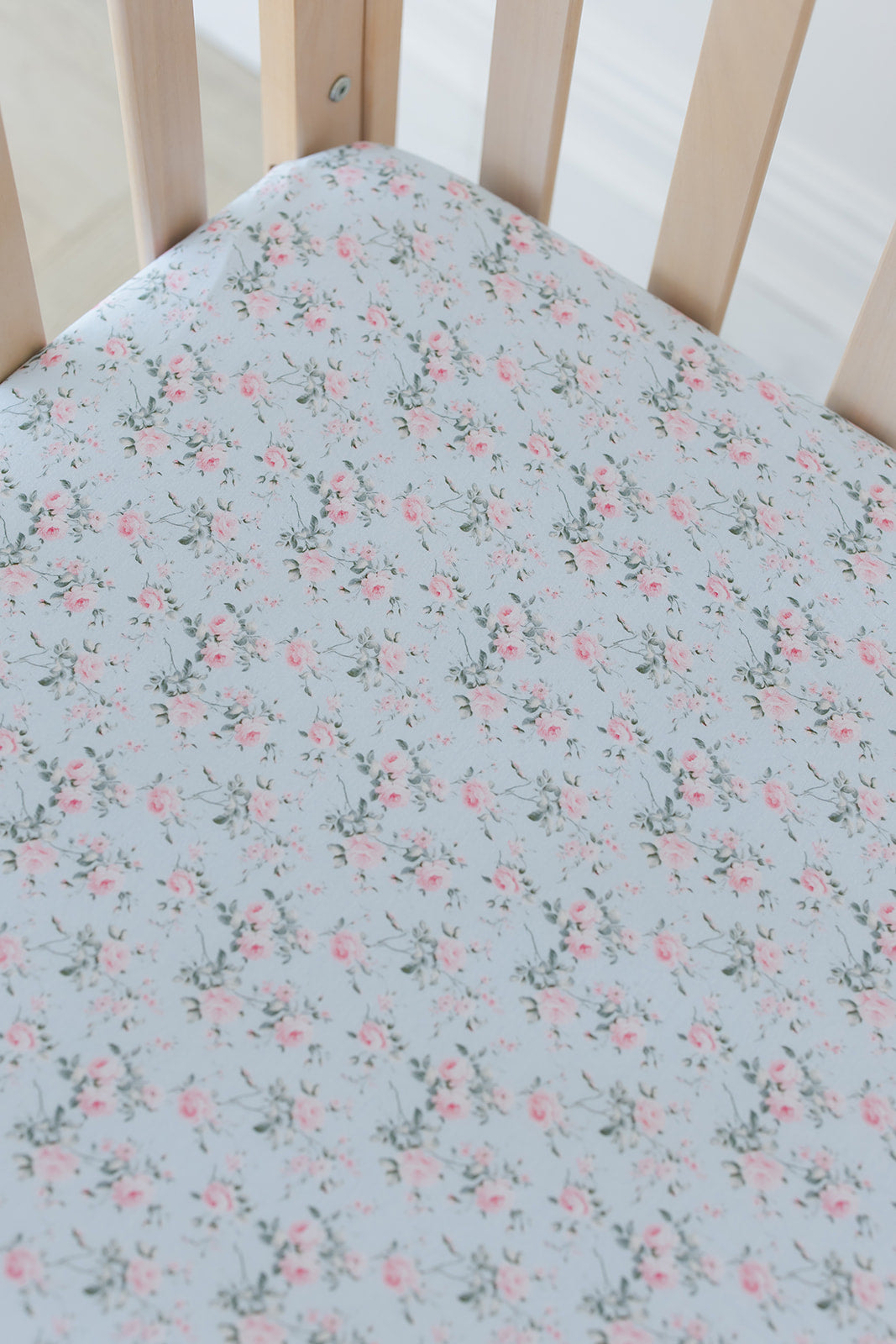 Eloise - Crib Sheet Blush Lotus