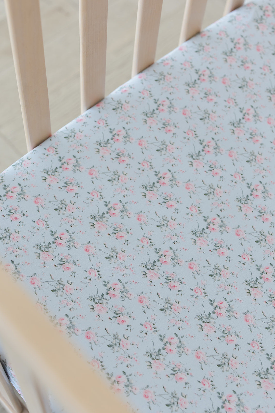 Eloise - Crib Sheet Blush Lotus