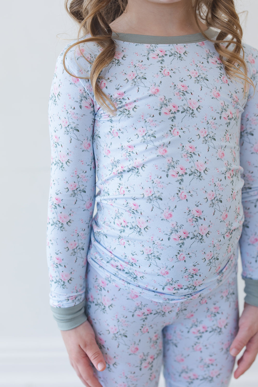 Eloise - Set Blush Lotus