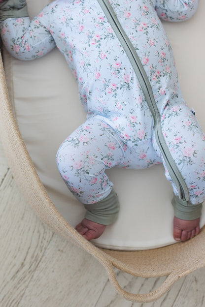 Eloise - Zippy Blush Lotus